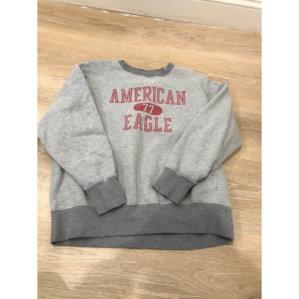 American Eagle grey crew neck
